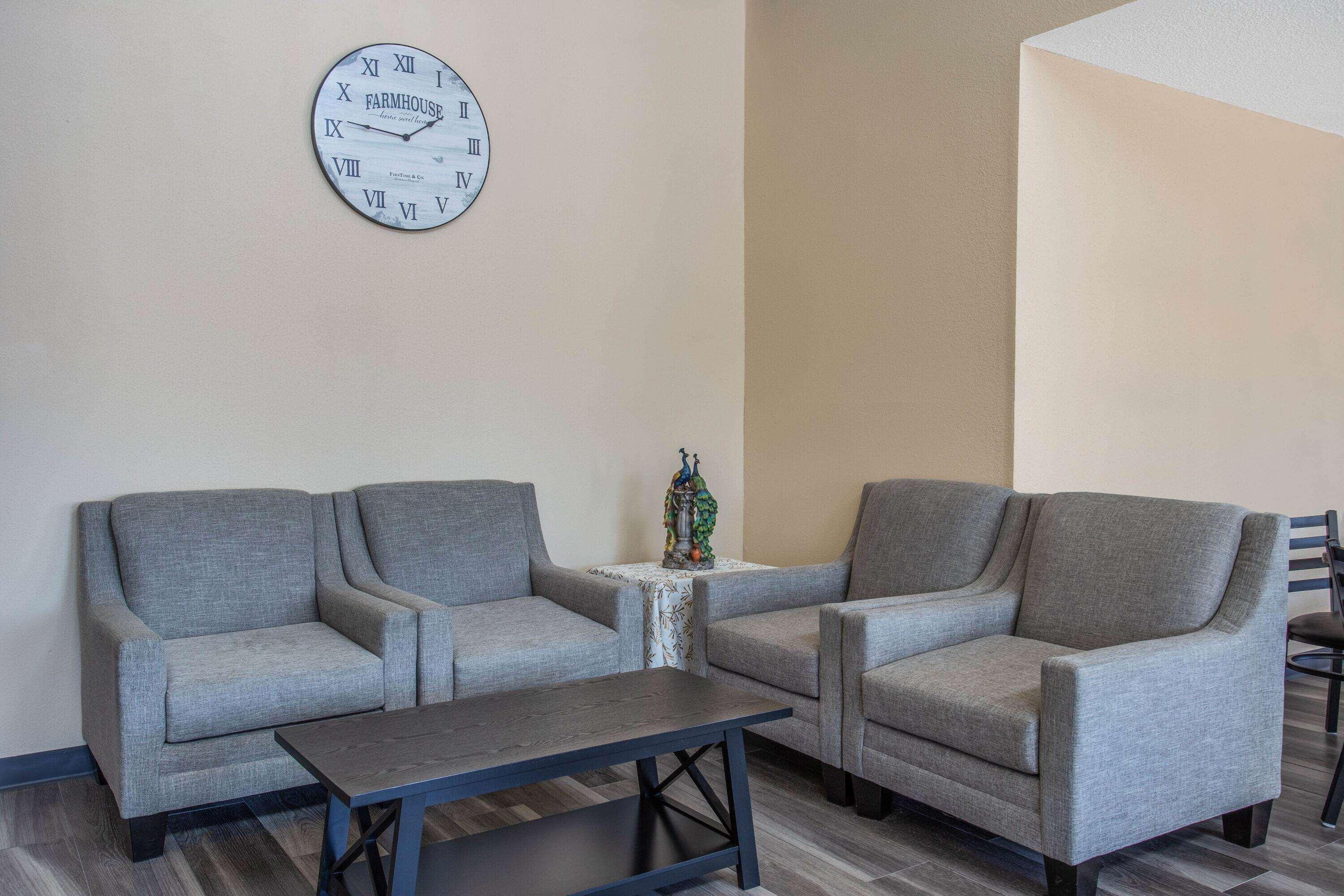 Baymont By Wyndham Joliet Hotel Bagian luar foto
