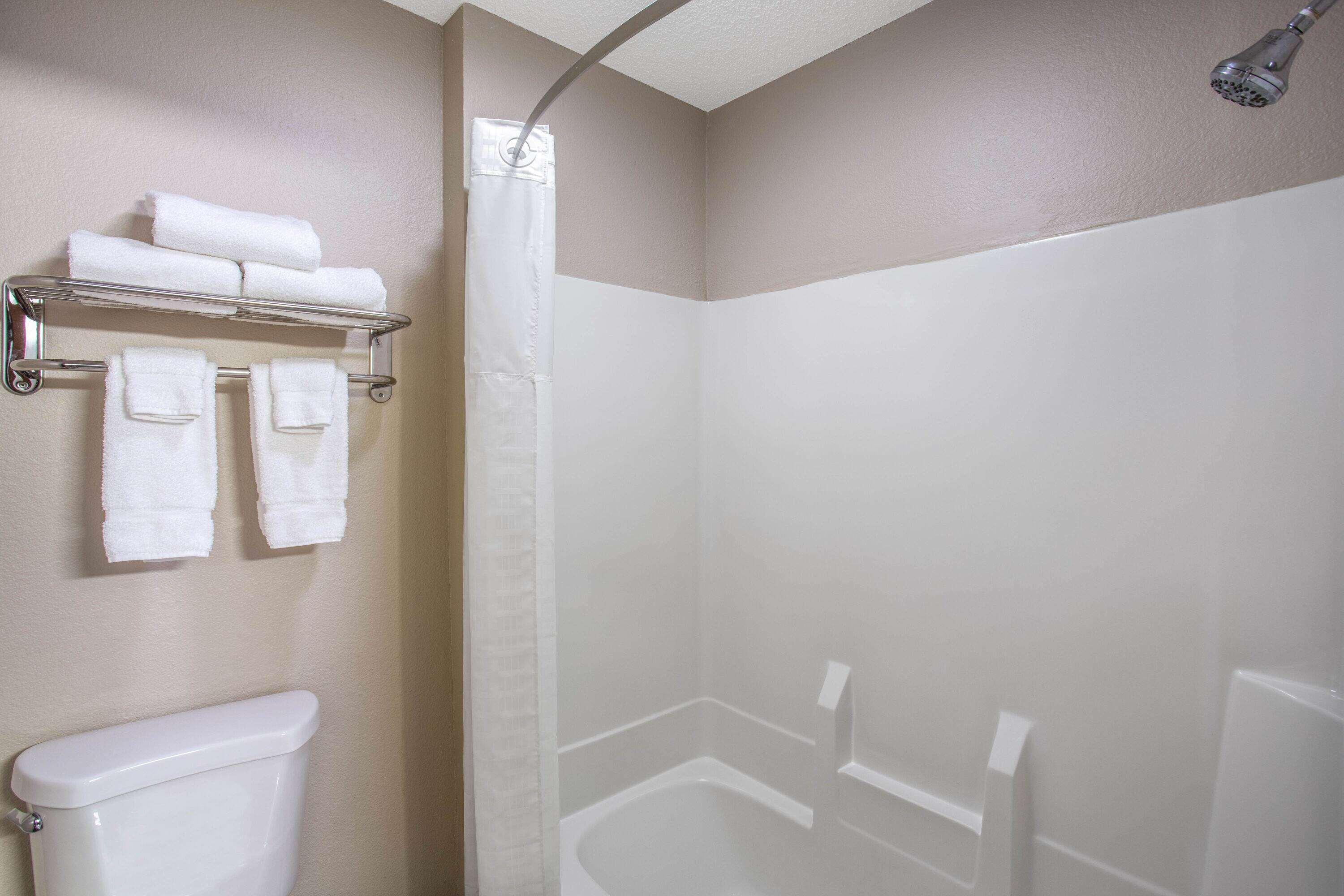 Baymont By Wyndham Joliet Hotel Bagian luar foto
