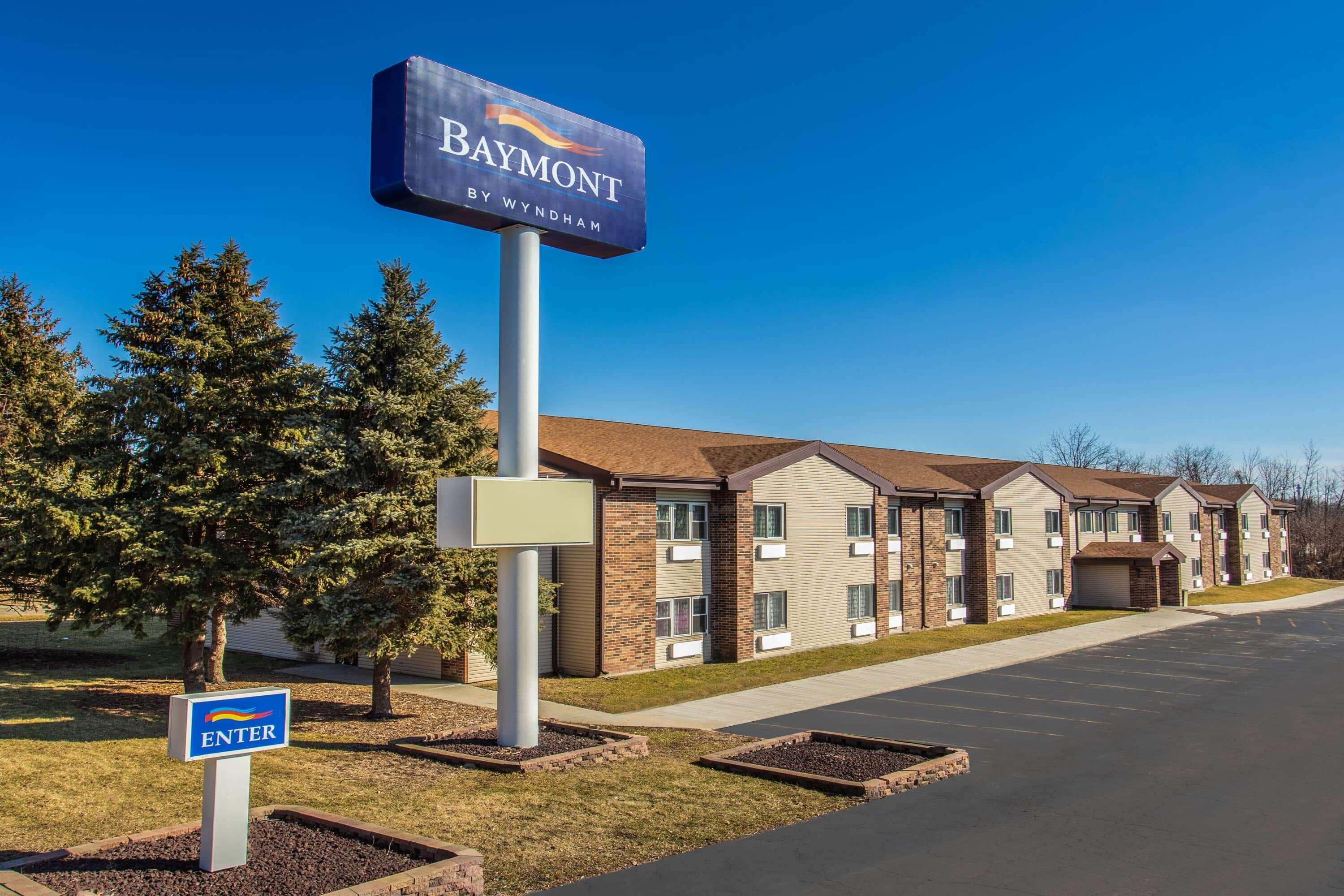 Baymont By Wyndham Joliet Hotel Bagian luar foto