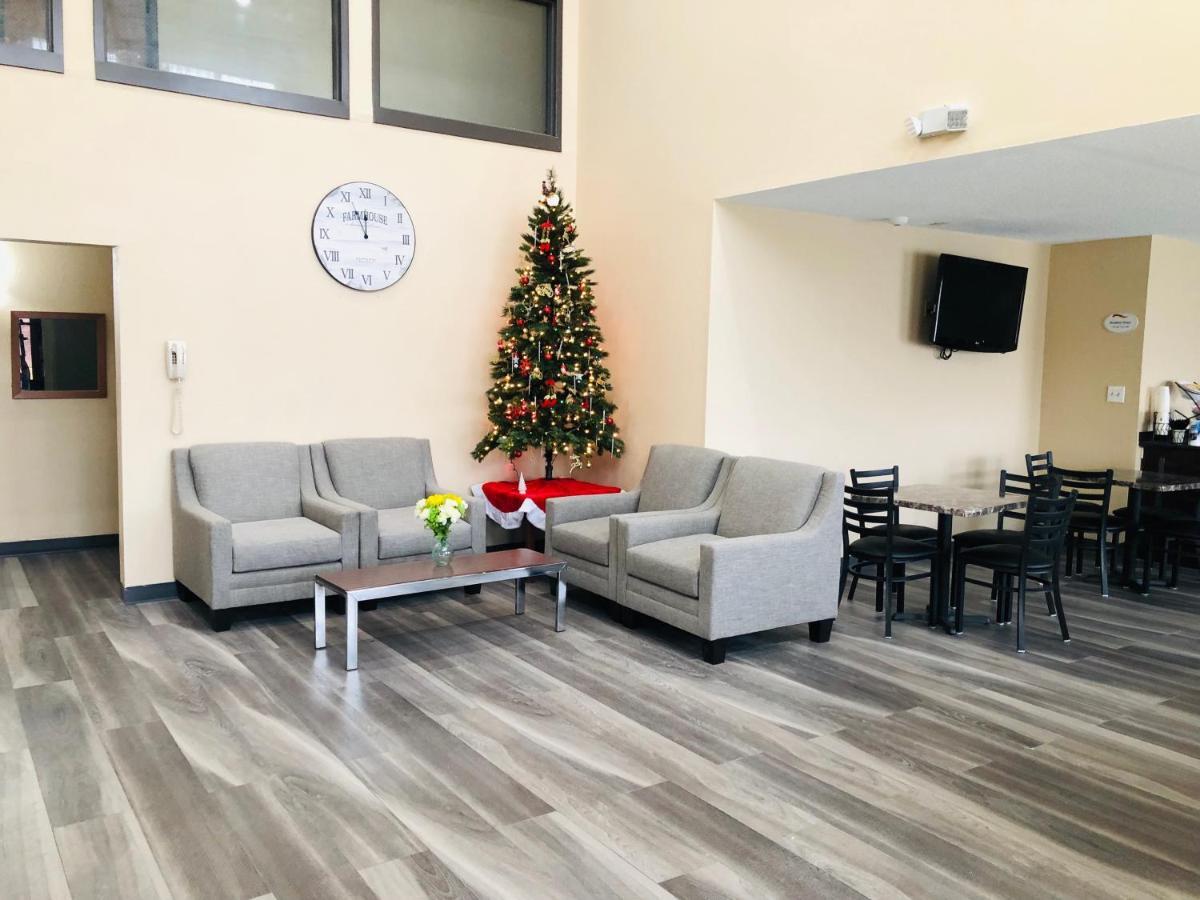 Baymont By Wyndham Joliet Hotel Bagian luar foto